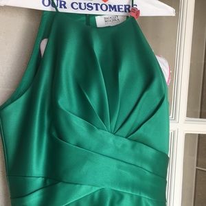 Badgley Mischka Collection Hi-Low Emerald Gown (8)